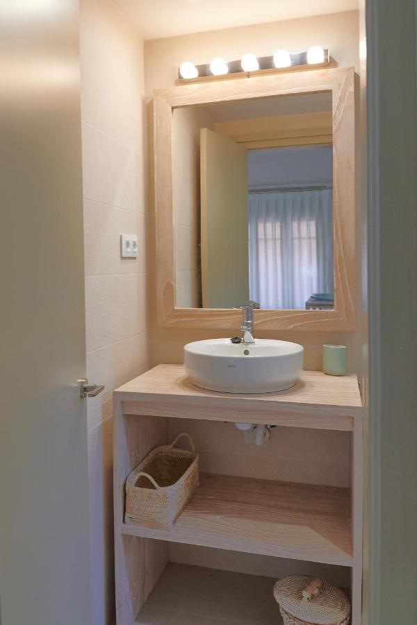 Ferienwohnung Dharma Experience Cambrils Facebook Exterior foto